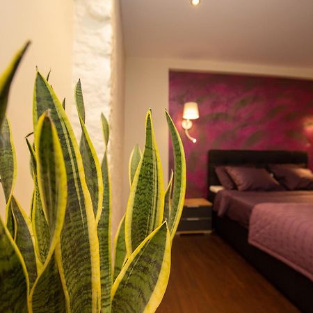P54 Apartment Пайде Екстериор снимка